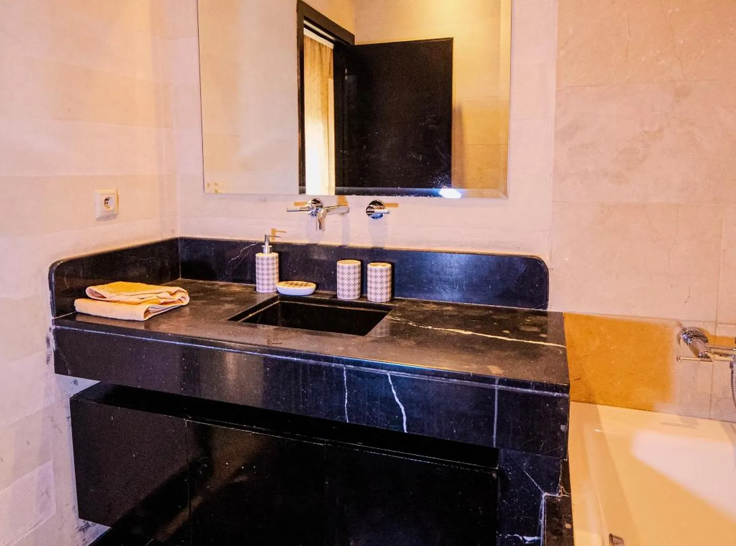 Апартаменты Top Location, Elegance, View & Comfort Марракеш
