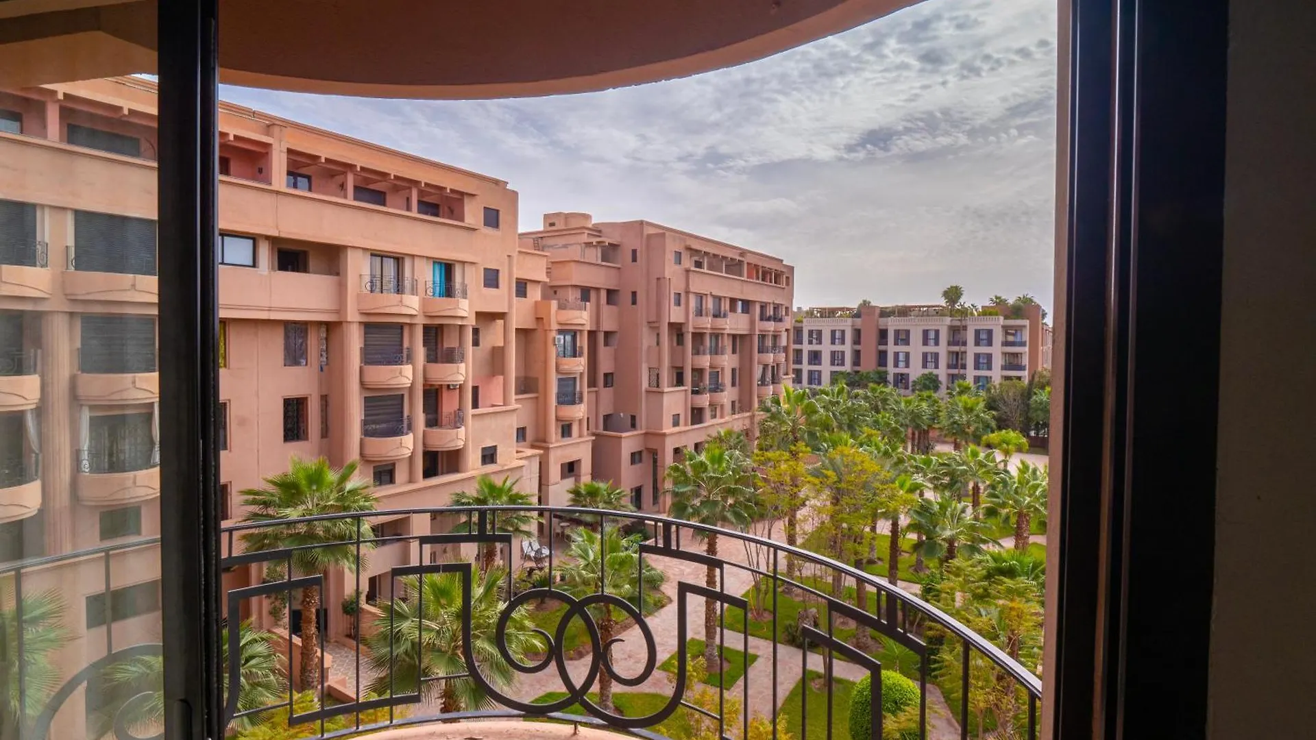 Top Location, Elegance, View & Comfort مراكش شقة