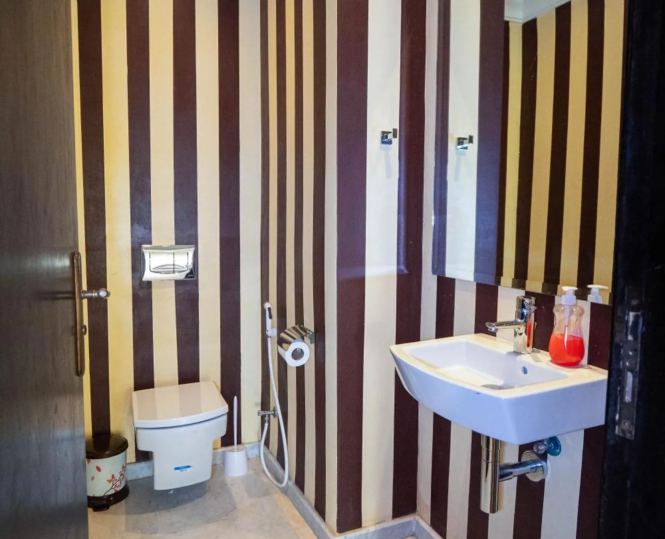 Top Location, Elegance, View & Comfort مراكش شقة